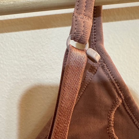 LULULEMON Sports Bra - Pink - Picture 5 of 6